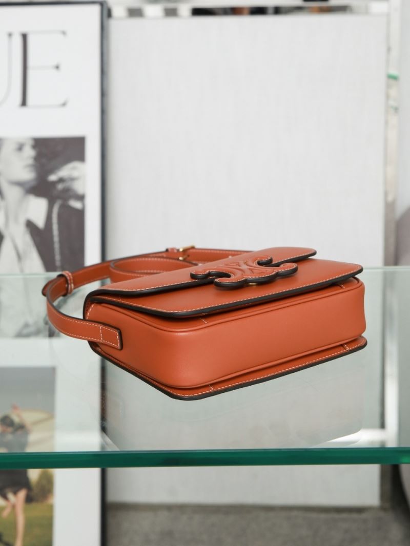 Ce1i*e triomphe bags